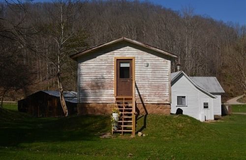 Hotel Country Road House Clendenin Esterno foto